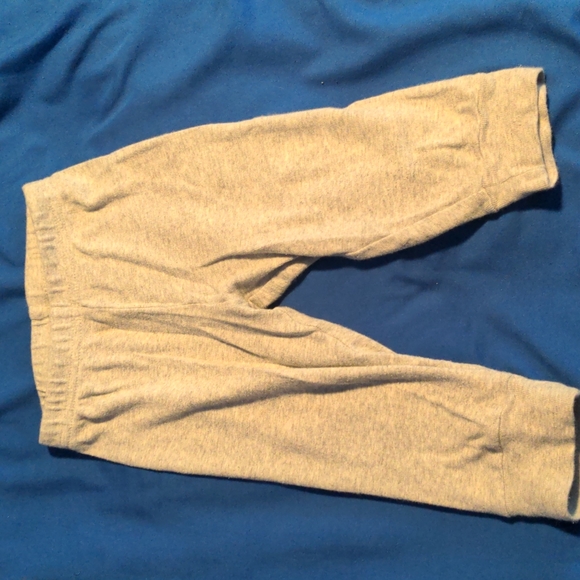 6 pairs of boys pants - Picture 10 of 16